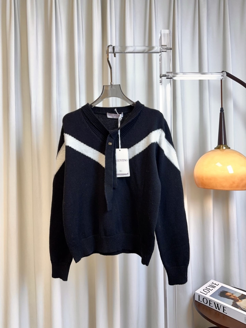 Va1e*ntin0 sweater